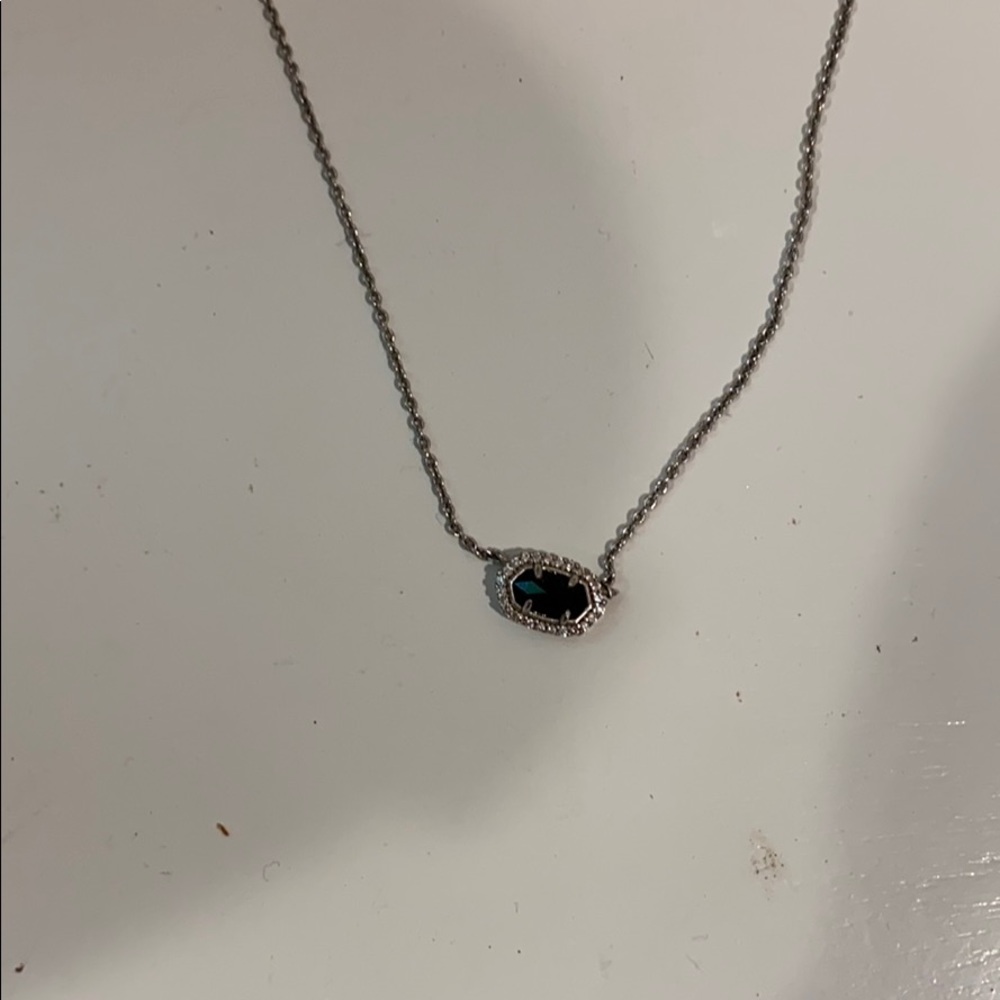 KENDRA SCOTT Chelsea Silver Pendant Necklace